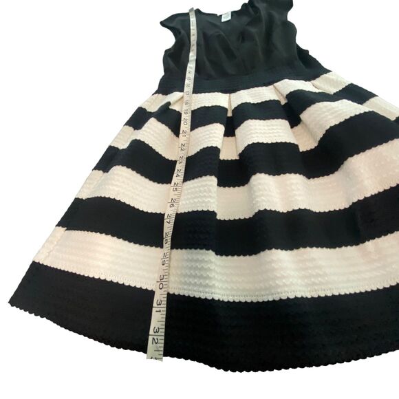 A'gaci Black and White Striped Fit and Flare Pleated  Mini skirt Dress Large - Picture 13 of 13